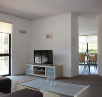 Close to Surf Beach Surf Club Hotel and Shops - Boyd St Woorim - Events Australia