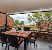 Spacious Family unit with Incredible views. - Events Australia