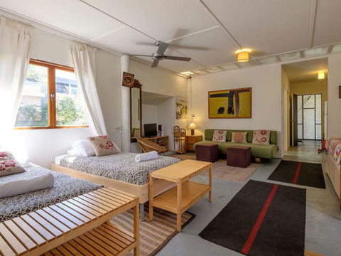 Eddies Place - Events Australia 19