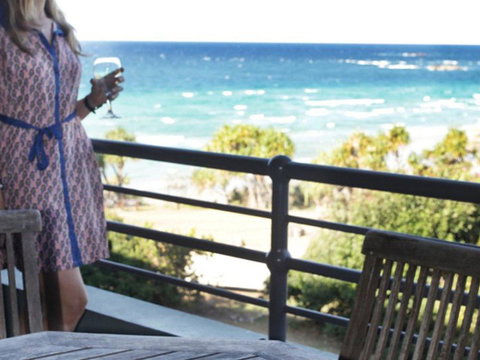 Mintee 3 By Discover Stradbroke - Events Australia 3