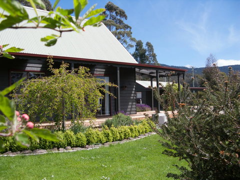 Parnella Adventure Bay, Bruny Island - Events Australia 14