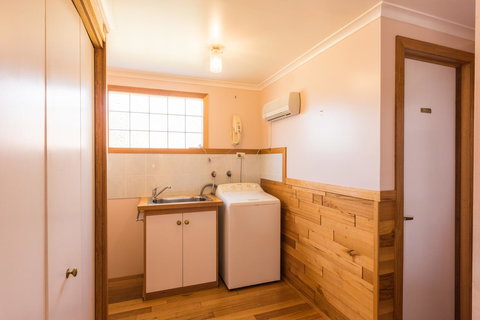 Parnella Adventure Bay, Bruny Island - Events Australia 10