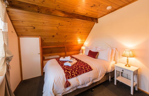 Parnella Adventure Bay, Bruny Island - Events Australia 8