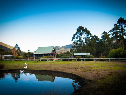 Parnella Adventure Bay, Bruny Island - Events Australia 16