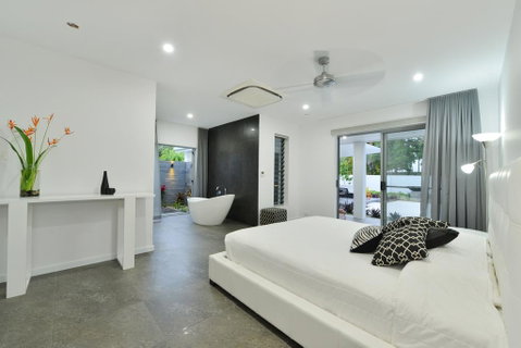 #2 Andrews - Port Douglas - Tourism Bookings 3