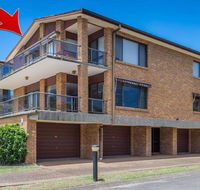 'COLUMBIA VIEWS' 2/9 COLUMBIA CLOSE - AIRCON WIFI NETFLIX VIEWS  BOAT PARKING - Events Australia