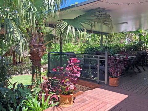'Sandy Palms' 28 Moorooba Cr - Beautiful Home With Wifi, Air-con And Boat Parking - Tourism Bookings 0