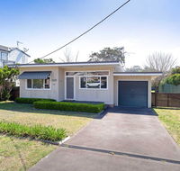 'Shoalz' 28 Rigney Street - Renovated Pet Friendly Cottage  Boat Parking - Events Australia