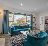    Alice wonderland    in 4 beds house - Events Australia