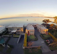 1 'Seaside Splendour' 137 Soldiers Point Road - beautiful unit on the waterfront - Accommodation Europe