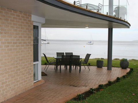 1 'The Clippers' 131 Soldiers Point Road - Fabulous Waterfront Unit - Accommodation Europe 0