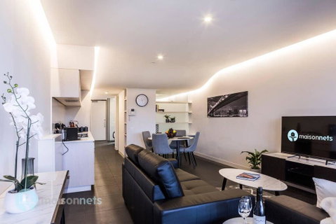 1 Bedroom Apt With Parking Walk To ANU - Tourism Bookings 2