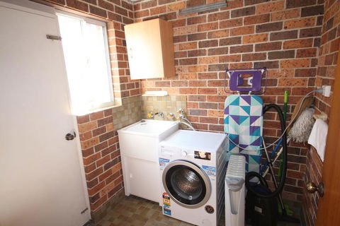 1/2 Brunswick Avenue - Tourism Bookings 1