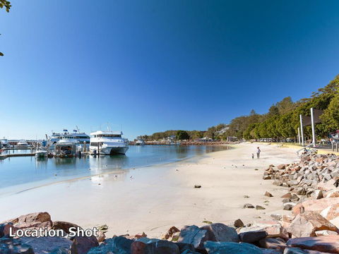 10 'Carindale' 19 Dowling St - Ground Floor Unit With WIFI, Foxtel And Linen - Events Australia 1