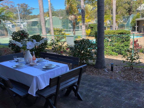 10 'Carindale' 19 Dowling St - Ground Floor Unit With WIFI, Foxtel And Linen - Events Australia 0