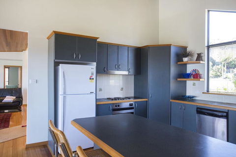 17 Canberra Crescent - Prestige Views At Burrill Lake - Events Australia 1