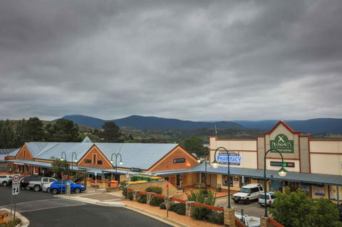 17 Lakeview Plaza - Events Australia 3