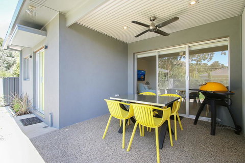 18 On Rayner - Swish Apartment Myrtleford - Accommodation Europe 3