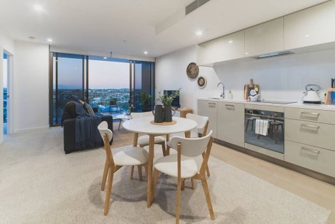 2 Bed Brisbane Resort Apartment - Events Australia 2