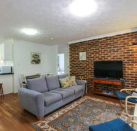 2 Bedroom St Lucia Apartment close to UQ and CityCat - Events Australia