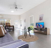 2 Bedroom w/Parking Near Central Cessnock - Events Australia