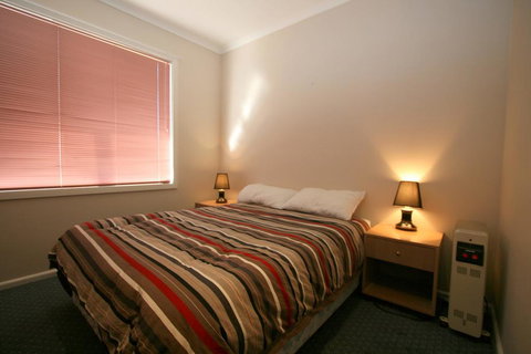 2 Munyang Street, Jindabyne - Accommodation Europe 3