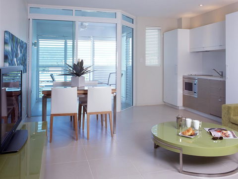 201 Lake Street - Tourism Bookings 3