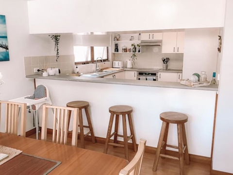 Carindale, 10,19 Dowling Street - Ground Floor Unit Close To Pool And Tennis Court, Wi-Fi, Foxtel, Linen And Bed Making Supplied - Events Australia 2