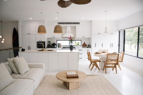 Cabarita - 4 Bedroom Home - Across From The Beach - Events Australia 0