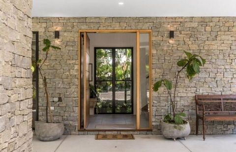 Cabarita - 4 Bedroom Home - Across From The Beach - Events Australia 1