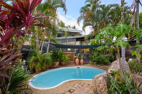 Cairns City Backpackers Hostel - Events Australia 0