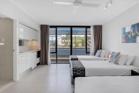 Cairns City Esplanade Apartment @ Northshore - Events Australia 1