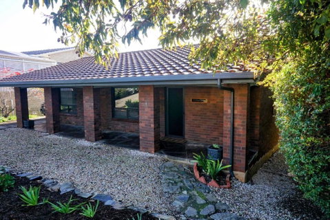Cakebread Cottage - Tourism Bookings 2