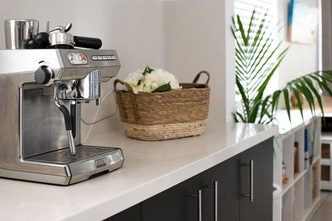 Callie Beach Escape - Beachside View, Family Friendly, Walk Everywhere - Events Australia 3