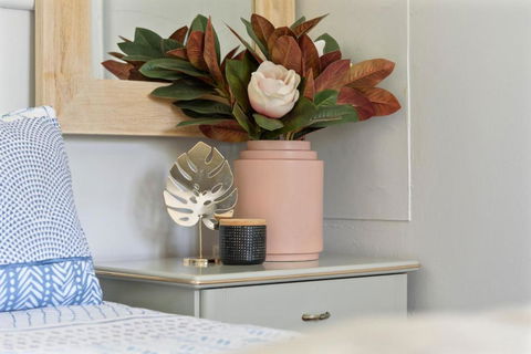 Calm Waters Waterfront Cottages - Events Australia 4