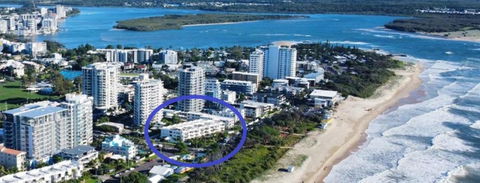 Camargue Beachfront Apartments - Events Australia 0