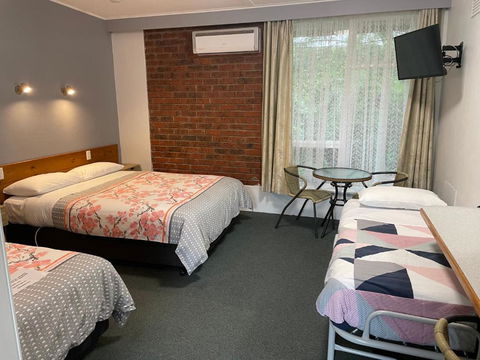 Camperdown Cascade Motel - Events Australia 3