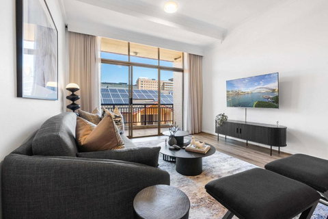 Camperdown Cozy Corner 9 - Events Australia 0