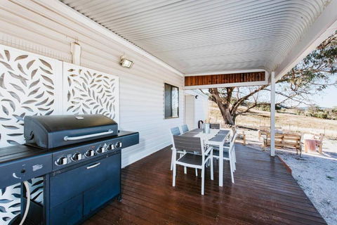 Canguri Boutique - A Memorable Farmstay Near Mudgee - Events Australia 3