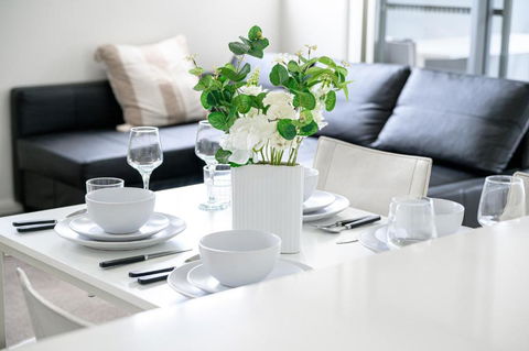 Canterbury Fashion 2Br Steps To Train & Woolworths - Events Australia 0