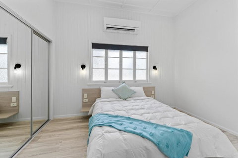 Caravella Backpackers - Events Australia 1