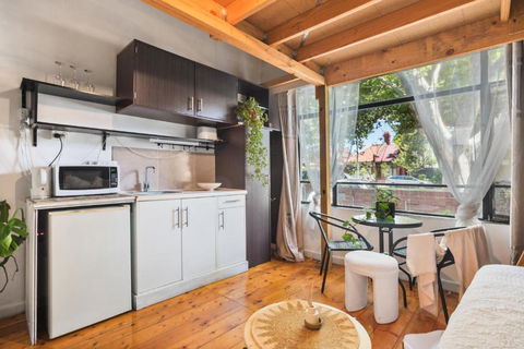 Carlton- Loft Studios 4pax 12mins City CBD - Events Australia 1