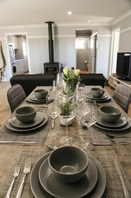 Carpe Diem Cottage, Tenterfield - Events Australia 0