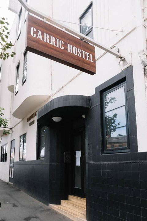 CarricHostel - Tourism Bookings 1