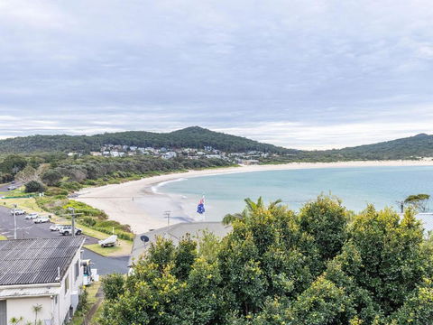 Casa Al Mare The Jewel Of Fingal Bay With Stunning Views WiFi And Air Conditioning - Events Australia 0