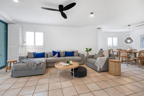 Central Location Stylish 3 Bed With Pool - Sunshine Central - Events Australia 2