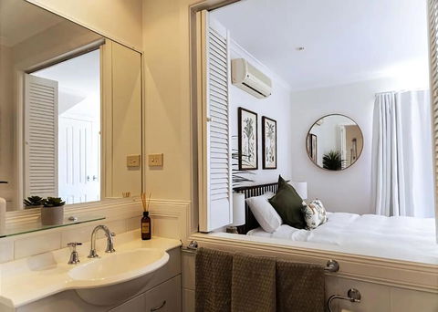 Casa Tropicana Villa With Ocean Views - Steps From Beach Surfs Up! - Events Australia 2