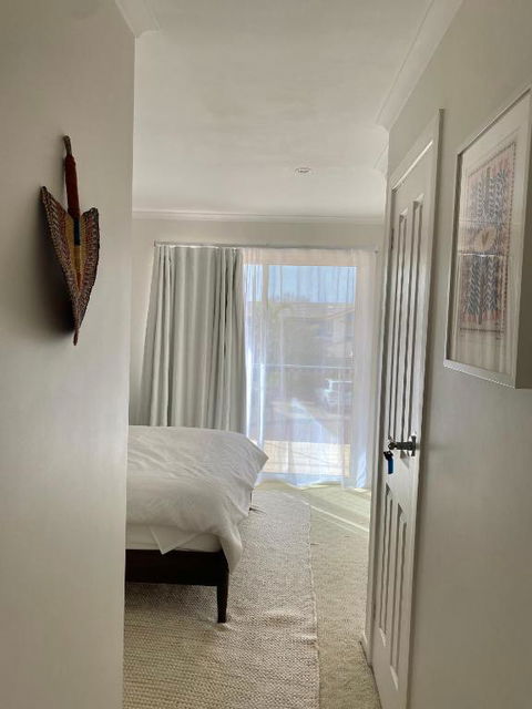 Casa Tropicana Villa With Ocean Views - Steps From Beach Surfs Up! - Events Australia 4