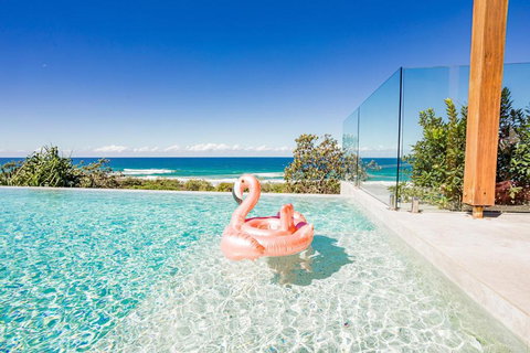 Castaways Beach Escape - Events Australia 1