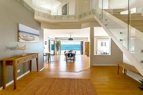 Castaways Beach Escape - Events Australia 3